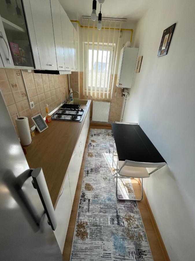 Apartament Cina Husi Dış mekan fotoğraf