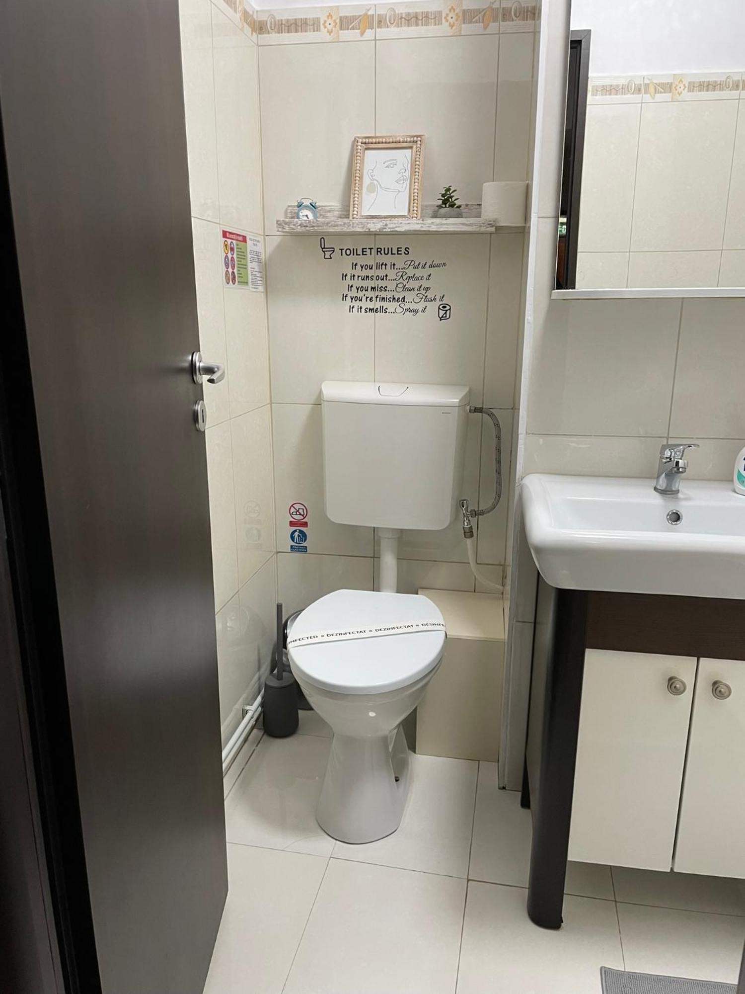 Apartament Cina Husi Dış mekan fotoğraf